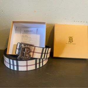 Burberry Men's Belt with Plaid and pattern Logo gold Buckle